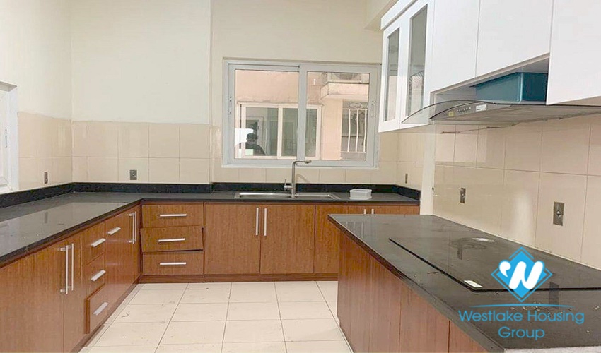  An affordable apartment with 3 bedrooms with unfunished for rent in Ciputra. It
